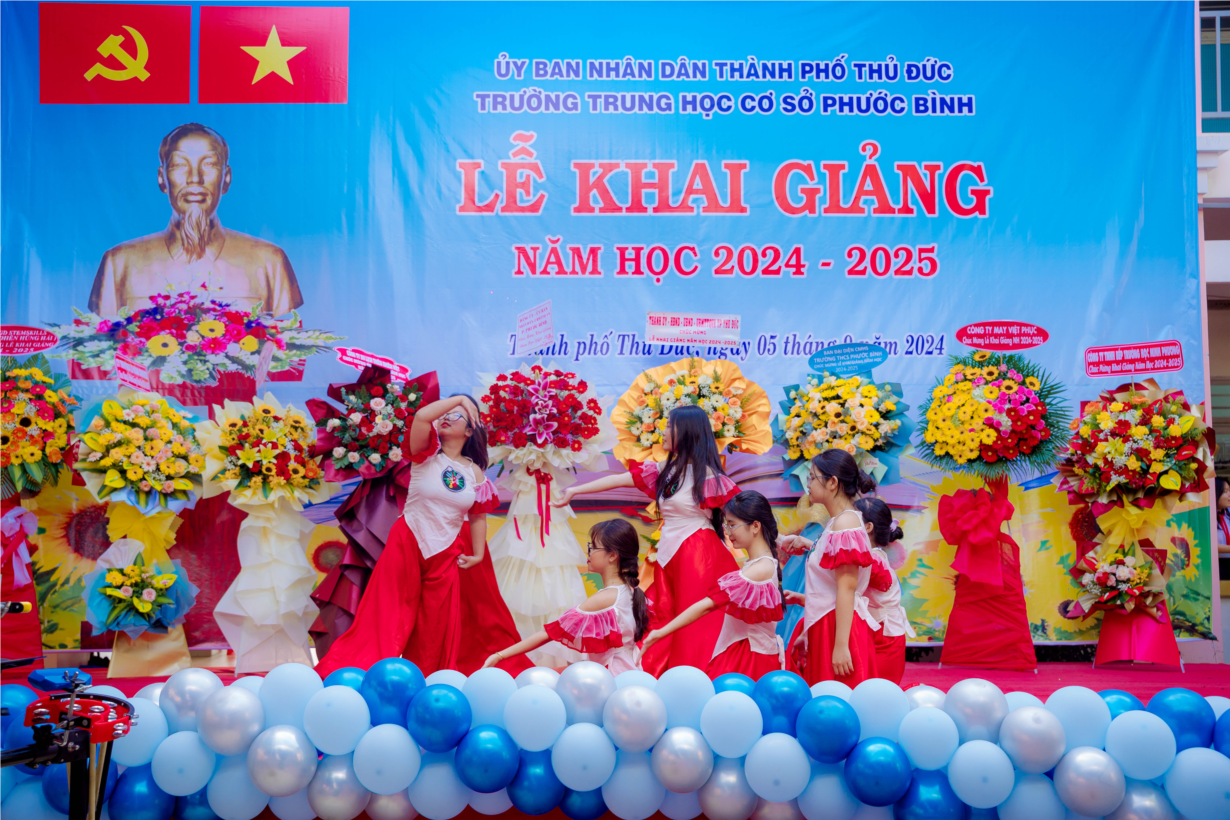 le-khai-giang-372_116202521.jpg